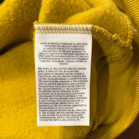 The North Face Golden Sweatshirt with Scenic Graphic.  NWOT - Picture 7 of 9